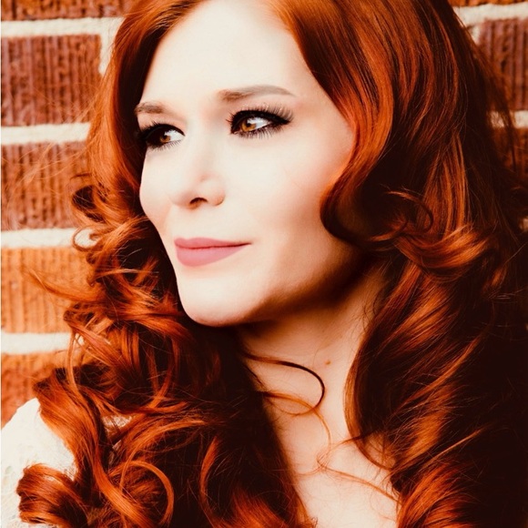 Meet your Posher, Xia Lee - Picture 7 of 12